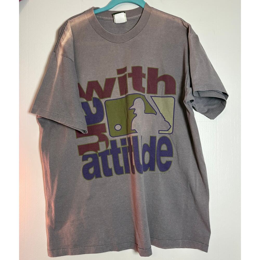 With An Attitude Cleveland‎ Original Logo Single Stitch MLB XL T Shirt